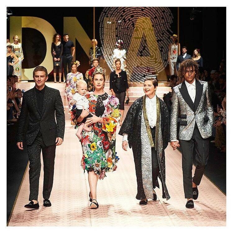 Изабелла Росселлини на показе Dolce&Gabbana